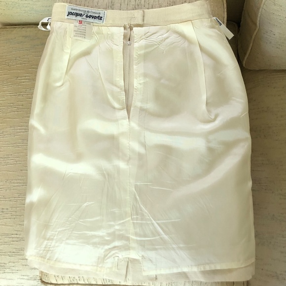 Jacket and skirt suit or separate. Fully lined. - Picture 6 of 11